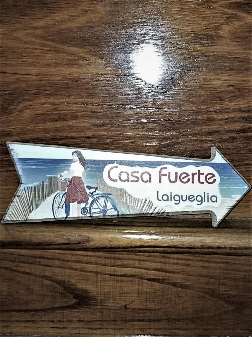 Casa Fuerte Hotel Laigueglia Buitenkant foto